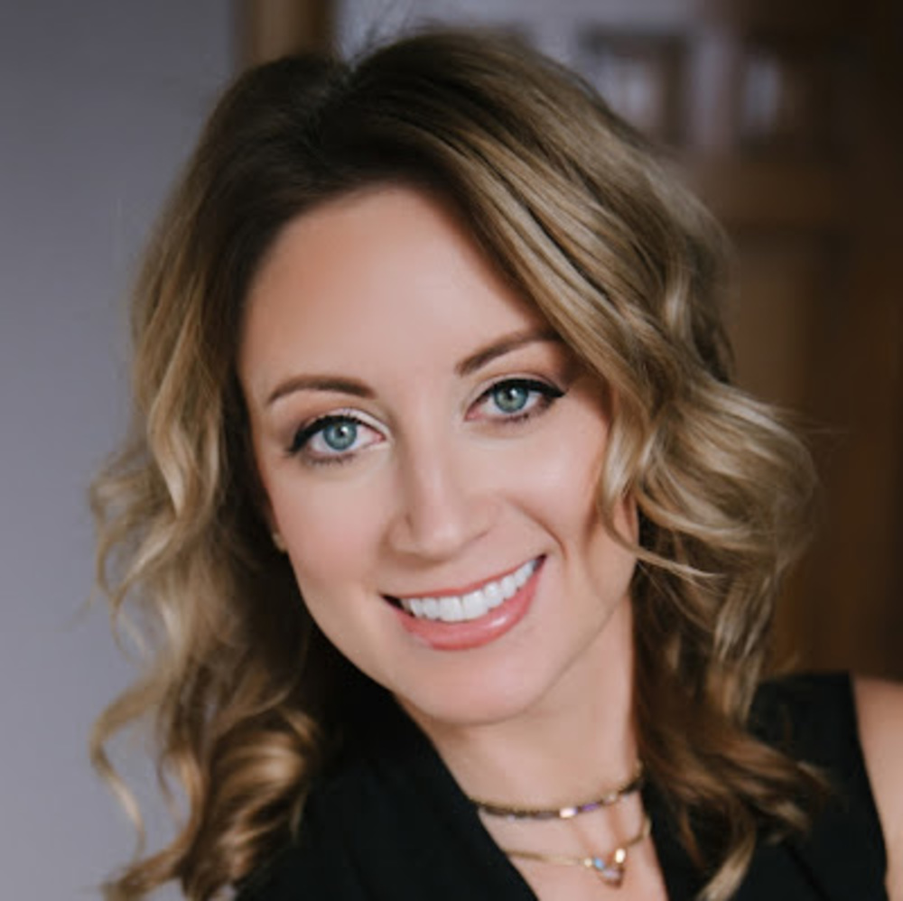 Meet your Posher, Carrie